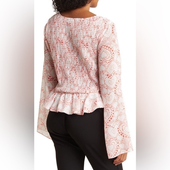 Bcbgeneration Split Neck Blouse Beating Hearts White - Picture 2 of 7